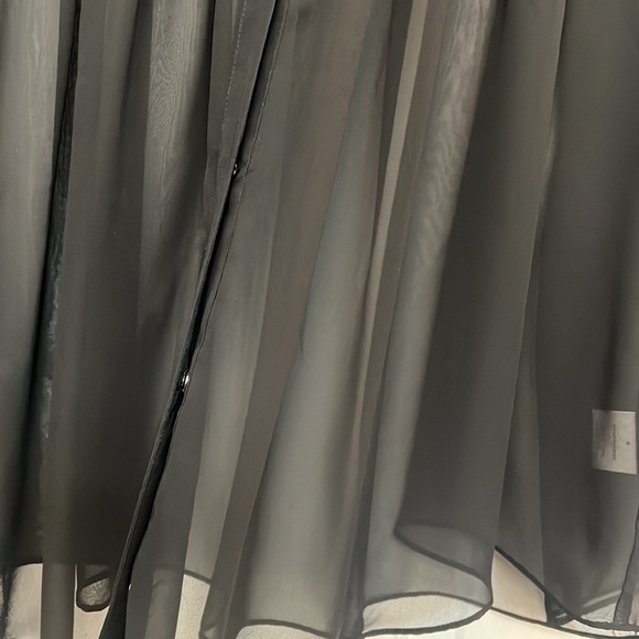 NWOT Romeo & Juliet Couture sheer blouse - Picture 9 of 12